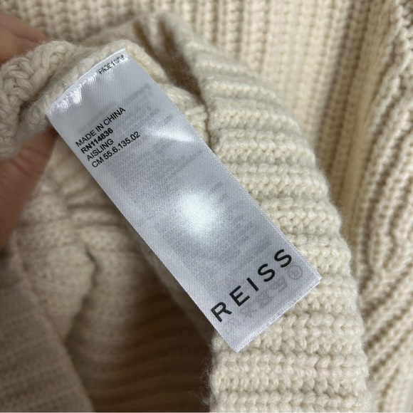 Reiss | Cream Sweater EUC SZM - Picture 4 of 5